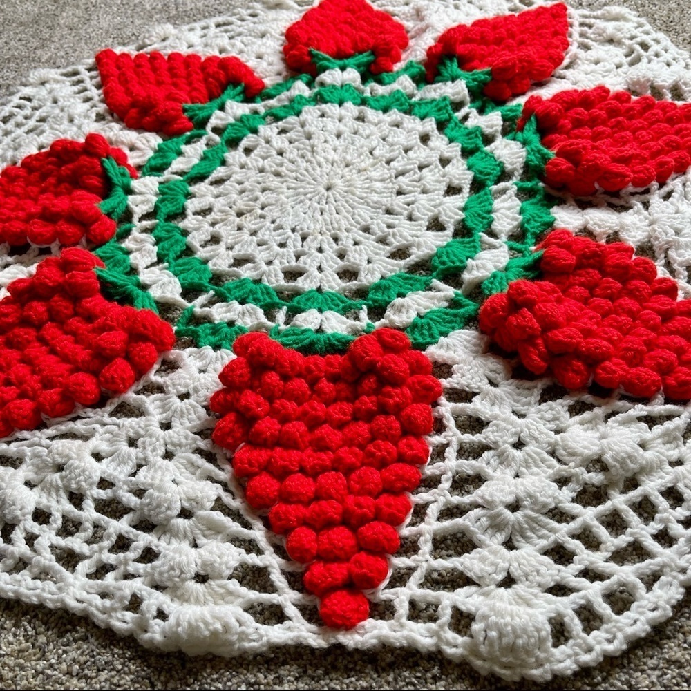 Vintage Strawberry Crochet Centerpiece Doily Handmade Round 34in White Red Green